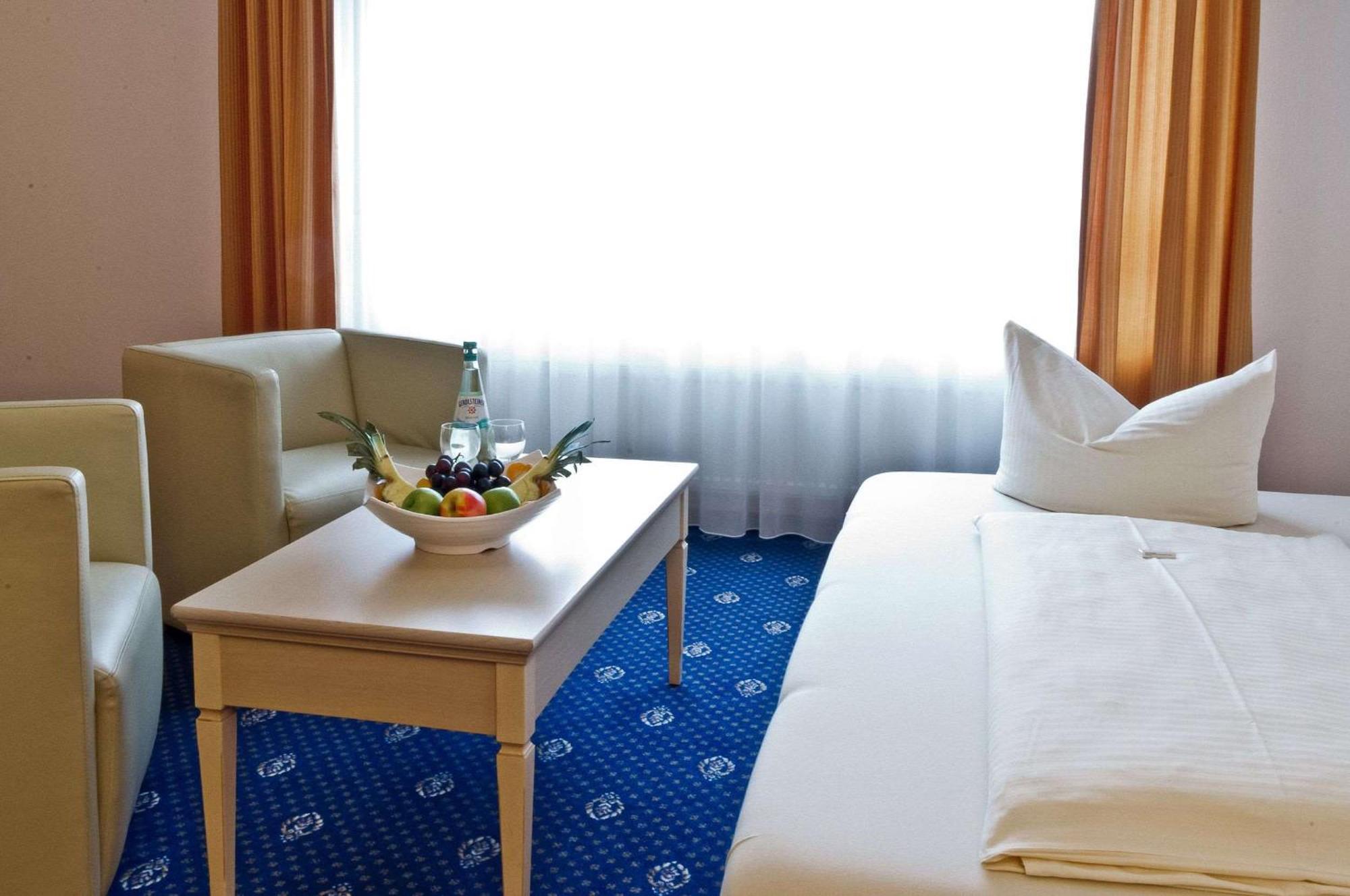 Arthotel ANA Petite Gersthofen Extérieur photo