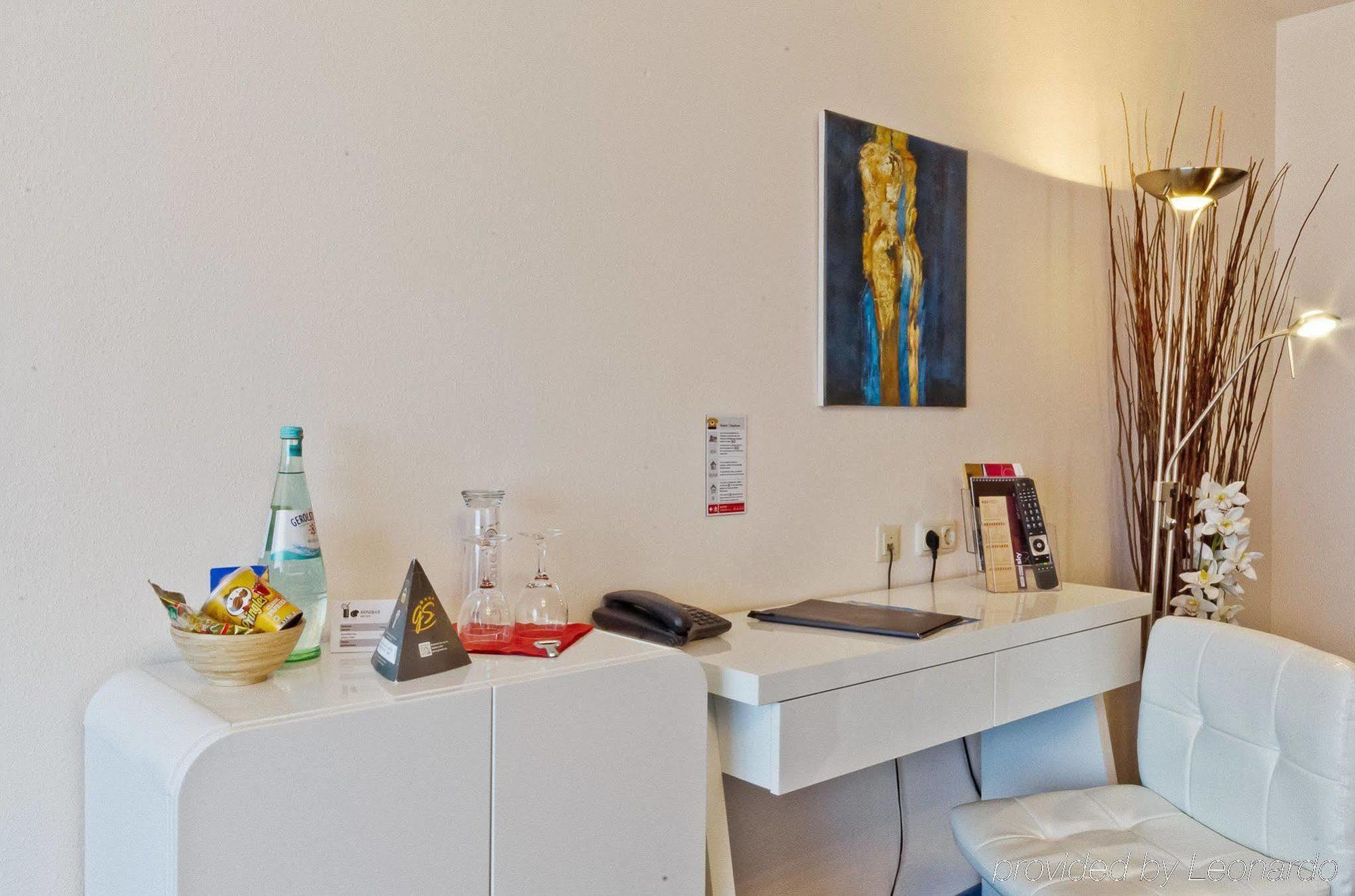 Arthotel ANA Petite Gersthofen Extérieur photo